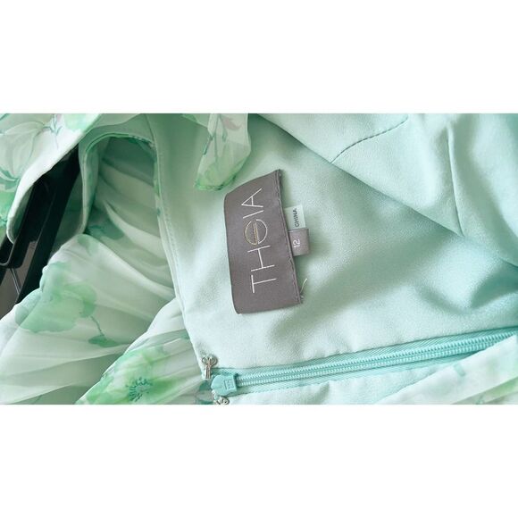 Theia Alani Color Blocked Gown US12 - Picture 9 of 9